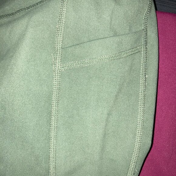 GREEN LEGGINGS - Picture 3 of 5